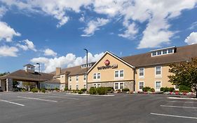 Best Western Plus Revere Inn & Suites Paradise, Pa